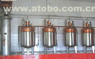 岳陽自釀黃酒蒸餾設(shè)備免費(fèi)培訓(xùn) 諸城酒莊釀酒設(shè)備